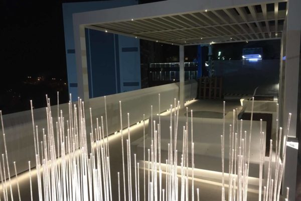 Réalisation Monaco LED PUCK SNAP