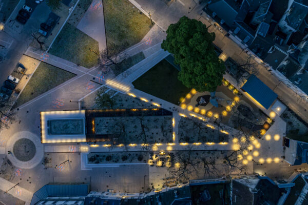Realisation LED PUCK HUB SHAPE