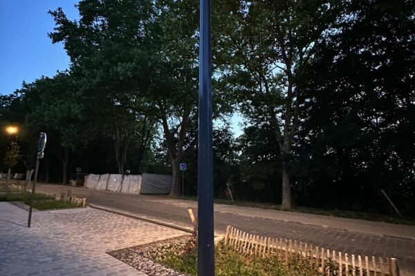 Réalisation LED PUCK APERTURE aux Lilas