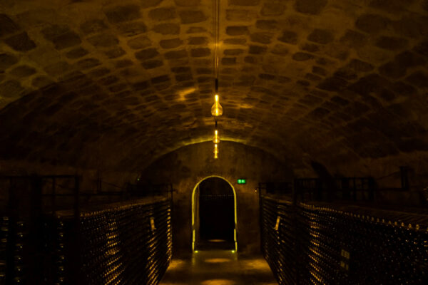 Champagne Thiénot France Réalisation HUB CUSTOM en Champagne (51)